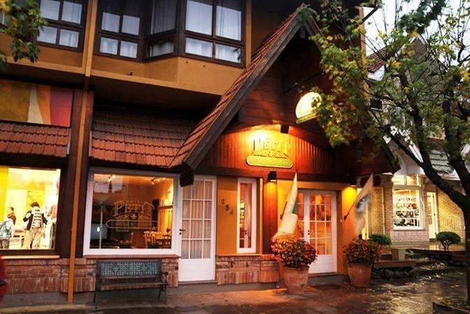 Petit Casa Da Montanha Hotel Gramado Exterior foto